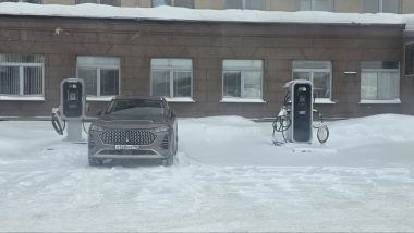 Зарядные станции Elli 60 и 150 кВт зимой на Восточном шоссе в Нижнем Тагиле